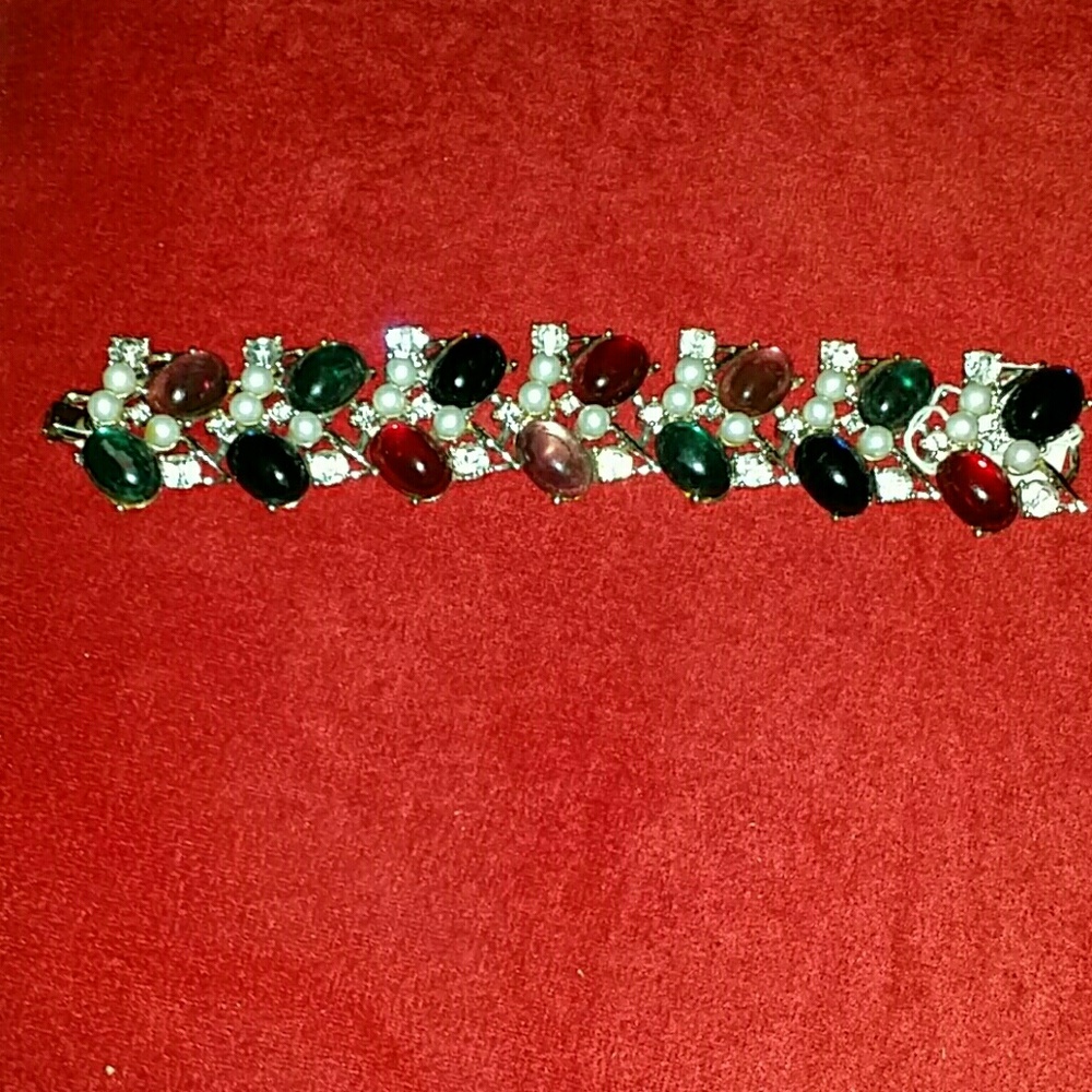 Karu bracelet
